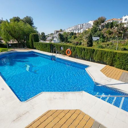 Jardines De Burriana 13 Menyber Apartman Nerja Kültér fotó
