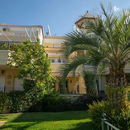 Jardines De Burriana 13 Menyber Apartman Nerja Kültér fotó