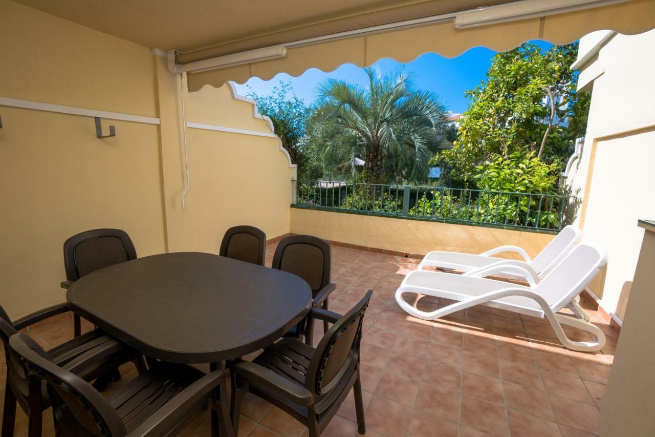 Jardines De Burriana 13 Menyber Apartman Nerja Kültér fotó